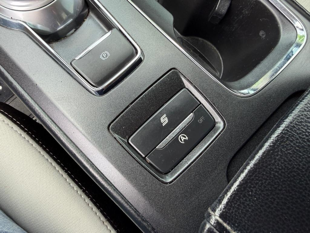 Ford Fusion SE 2020