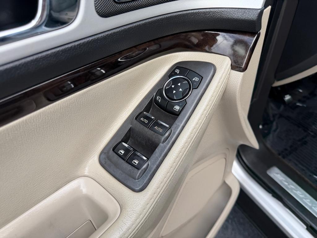 Ford Explorer Limited 4WD 2014