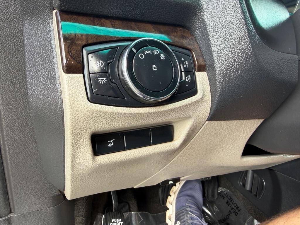 Ford Explorer Limited 4WD 2014