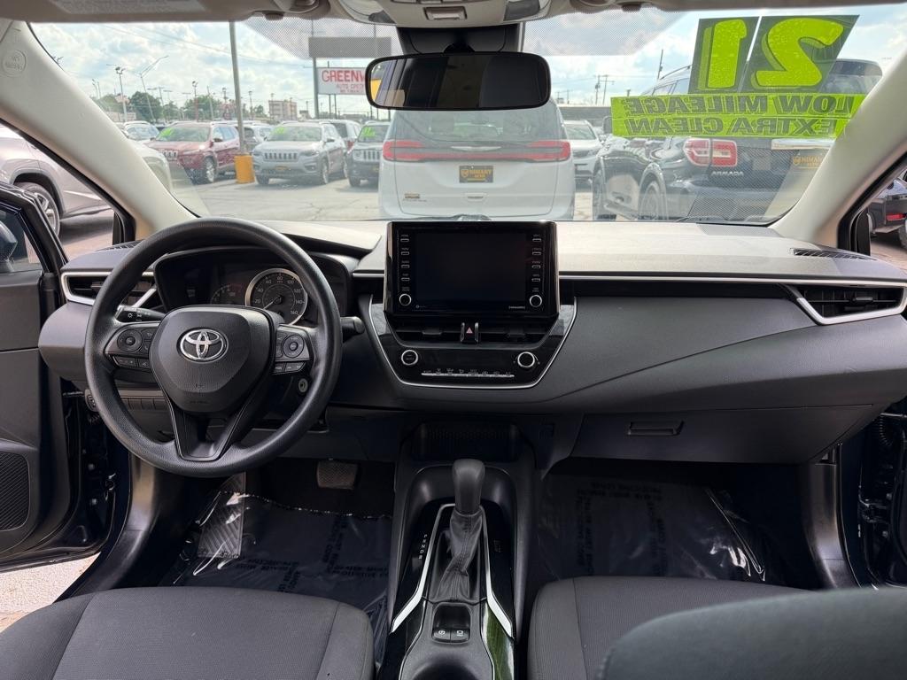 Toyota Corolla LE 2021