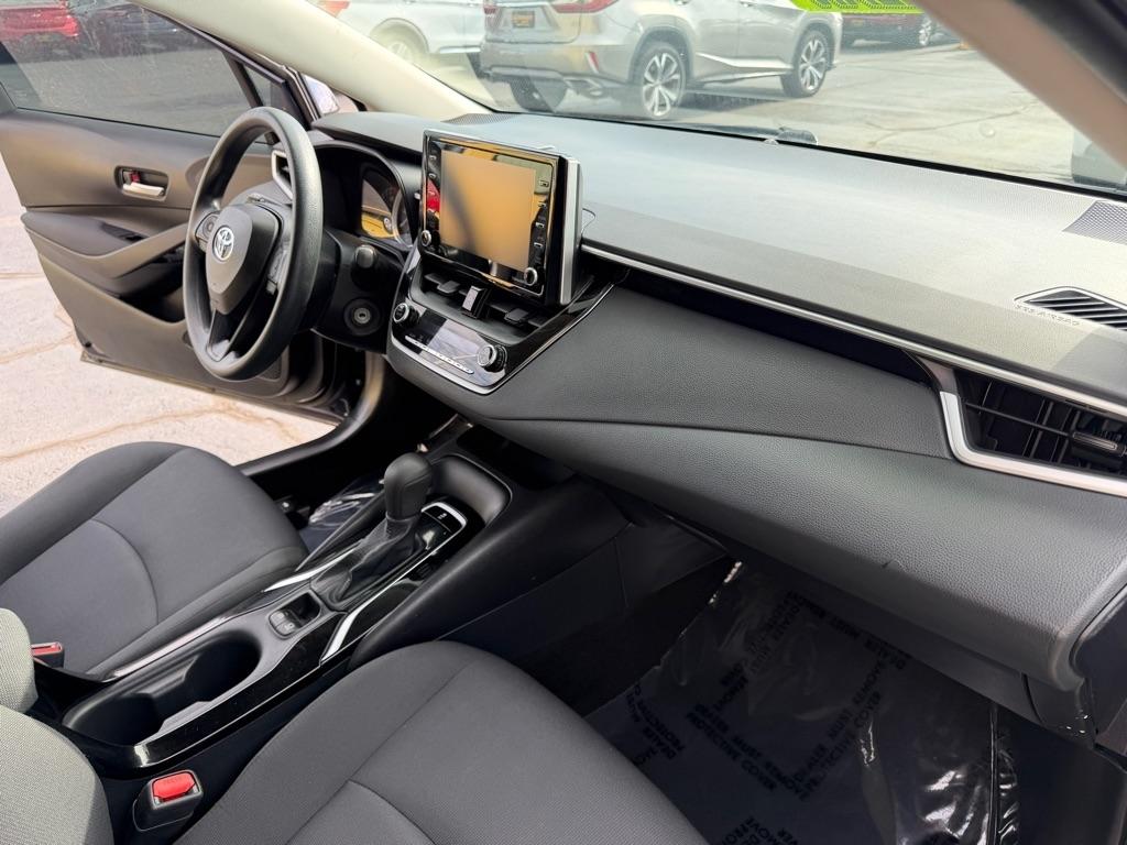Toyota Corolla LE 2021