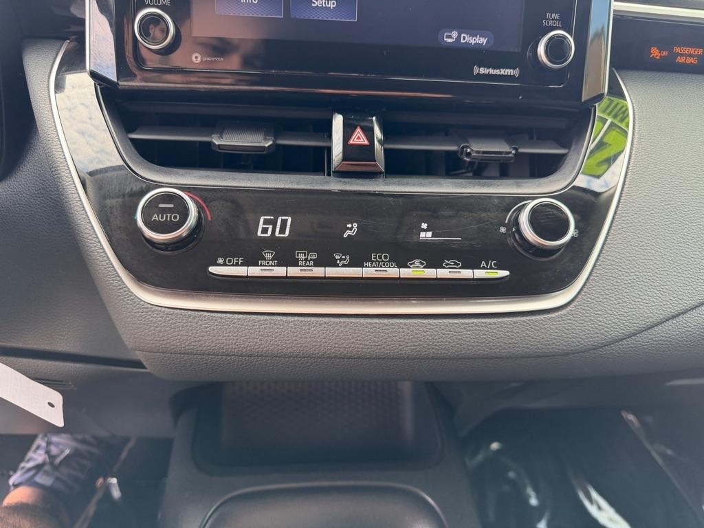 Toyota Corolla LE 2021
