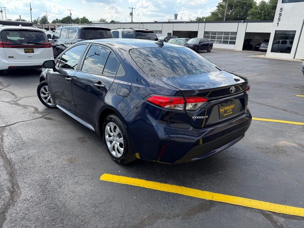 Toyota Corolla LE 2021
