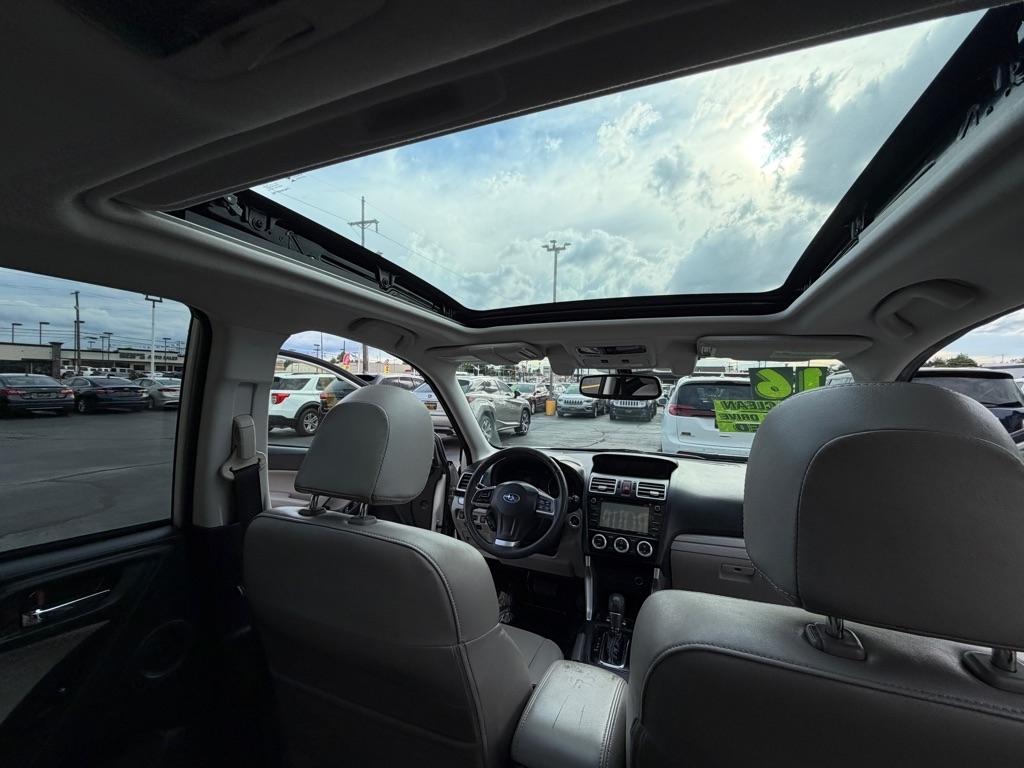 Subaru Forester 2.5i Touring 2016