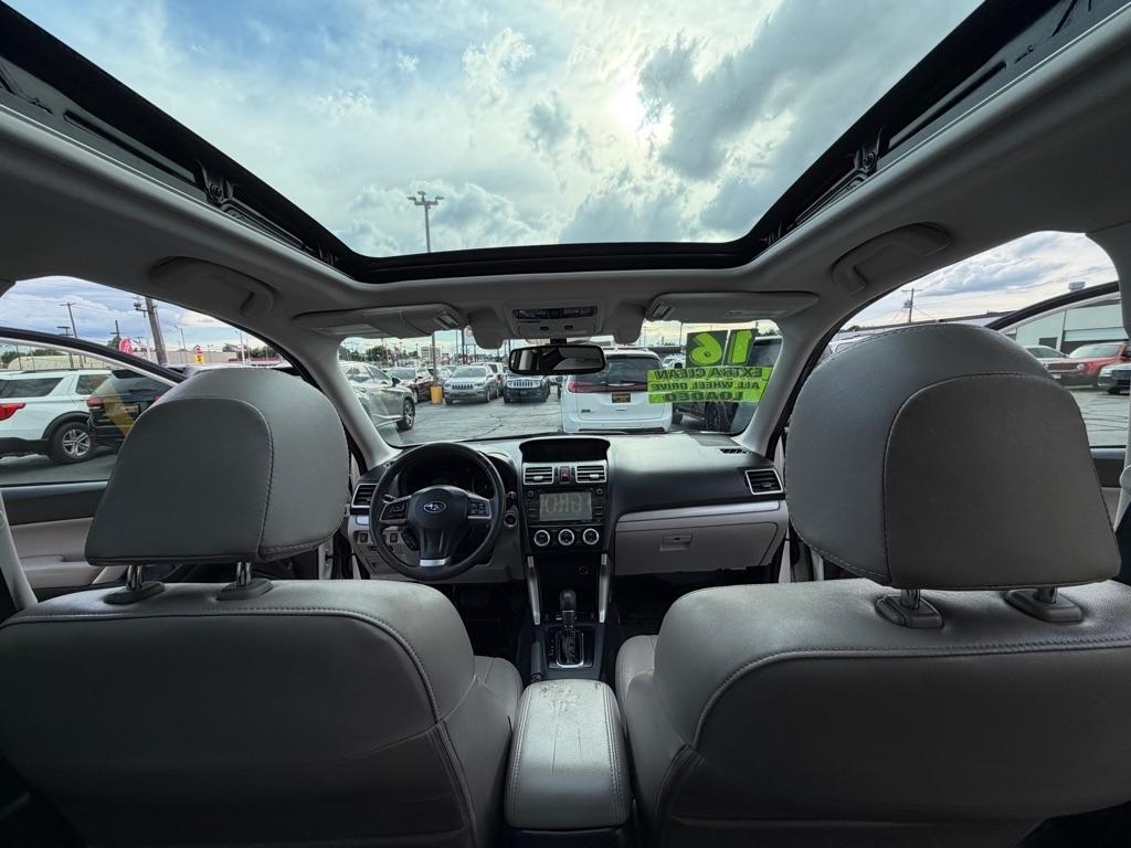 Subaru Forester 2.5i Touring 2016
