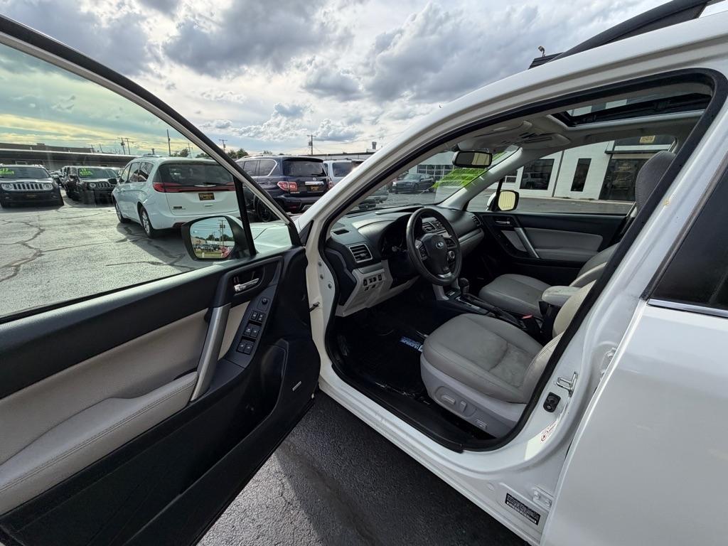 Subaru Forester 2.5i Touring 2016