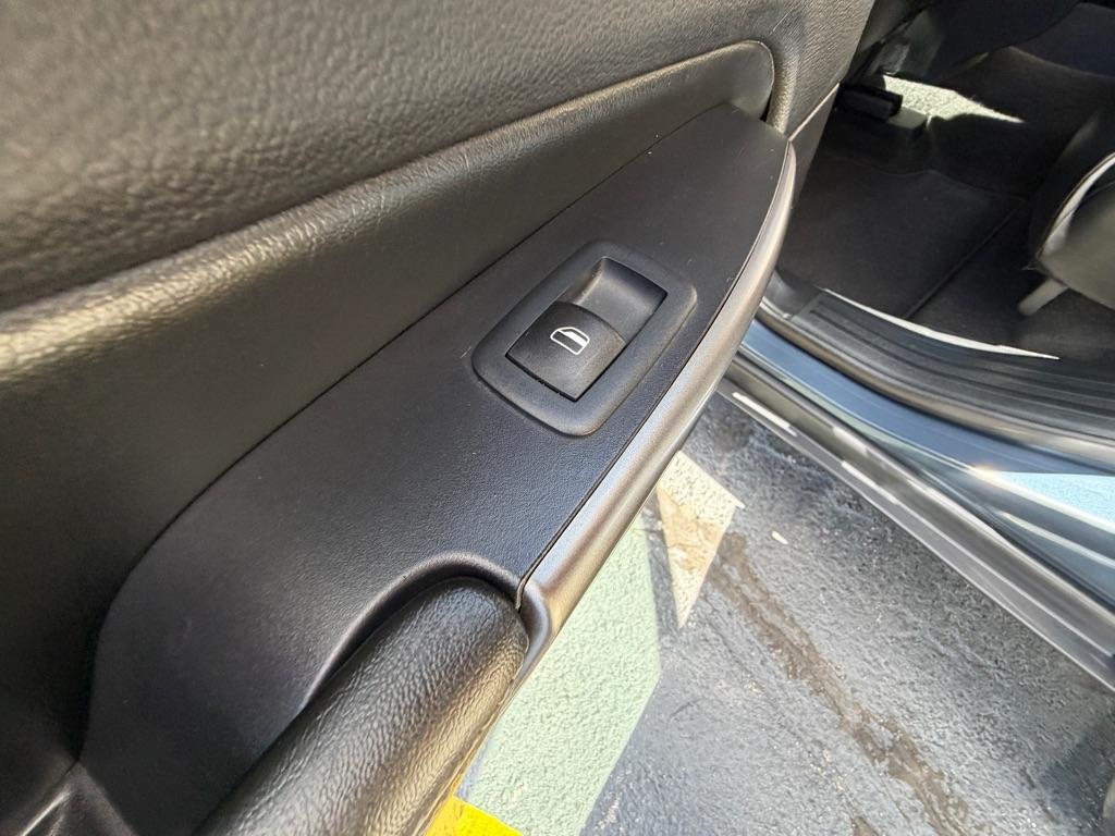 Jeep Cherokee 4dr Limited 4WD 2020