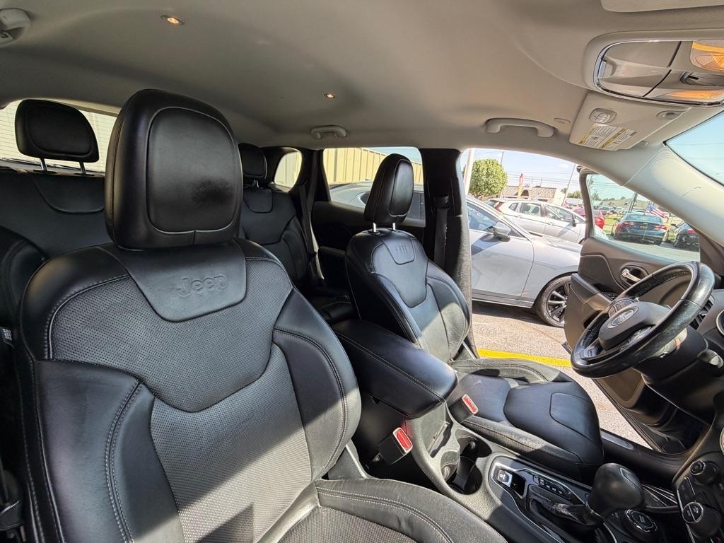 Jeep Cherokee 4dr Limited 4WD 2020