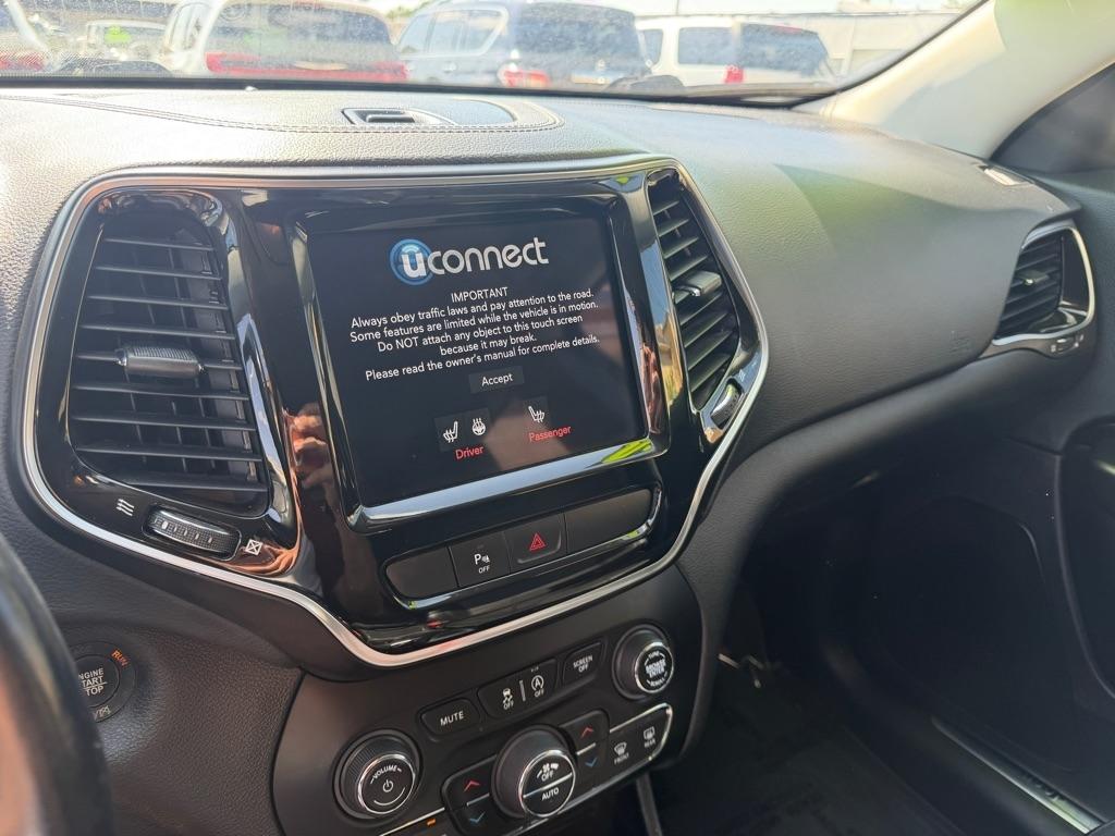 Jeep Cherokee 4dr Limited 4WD 2020