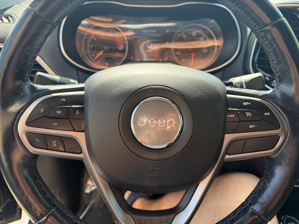 Jeep Cherokee 4dr Limited 4WD 2020