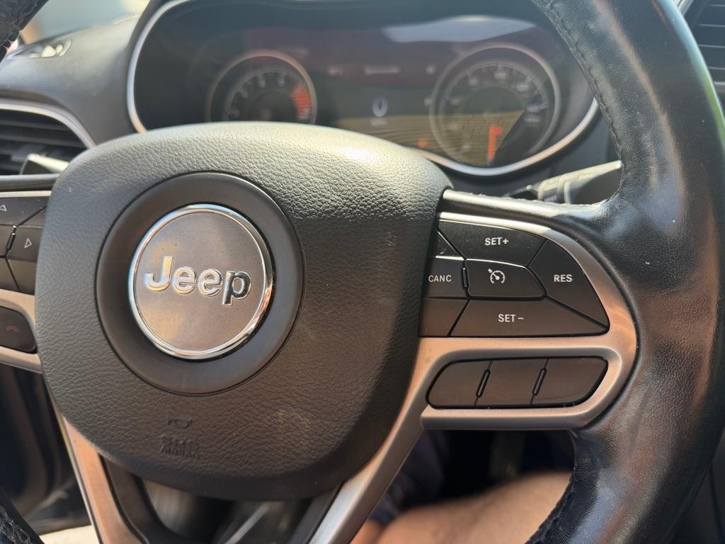 Jeep Cherokee 4dr Limited 4WD 2020