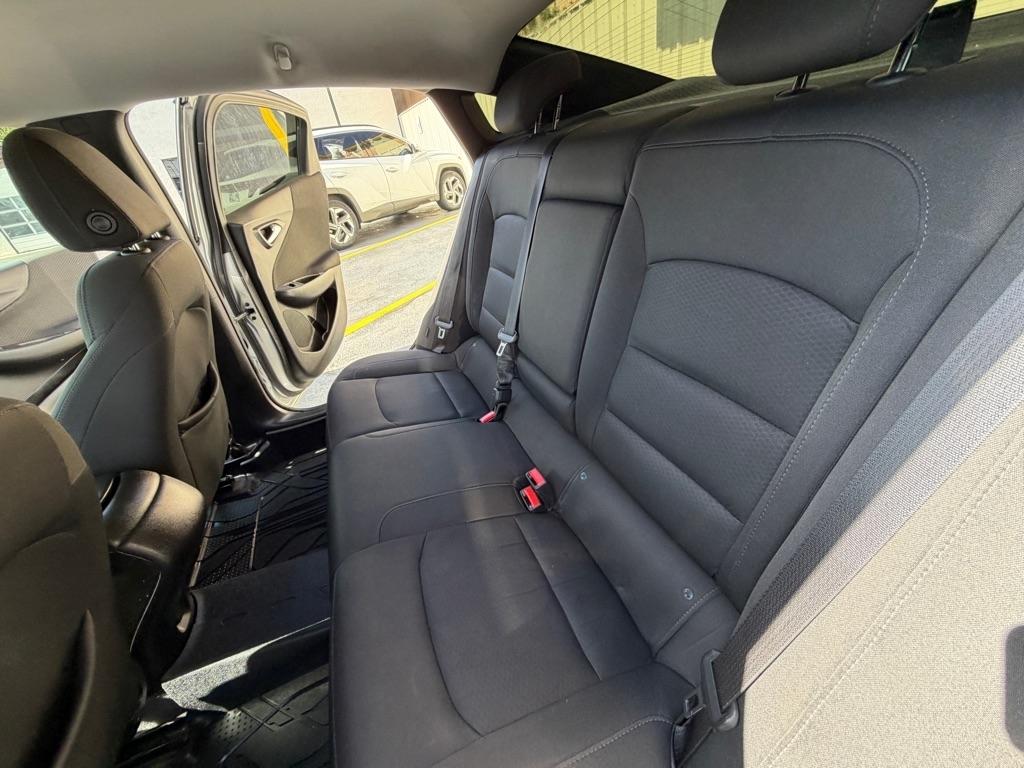 Chevrolet Malibu LS 2018