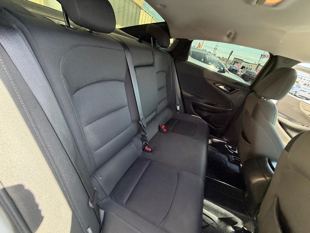 Chevrolet Malibu LS 2018