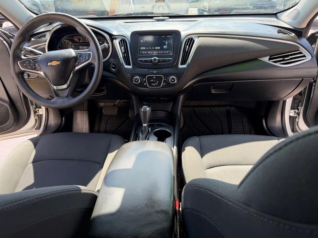Chevrolet Malibu LS 2018