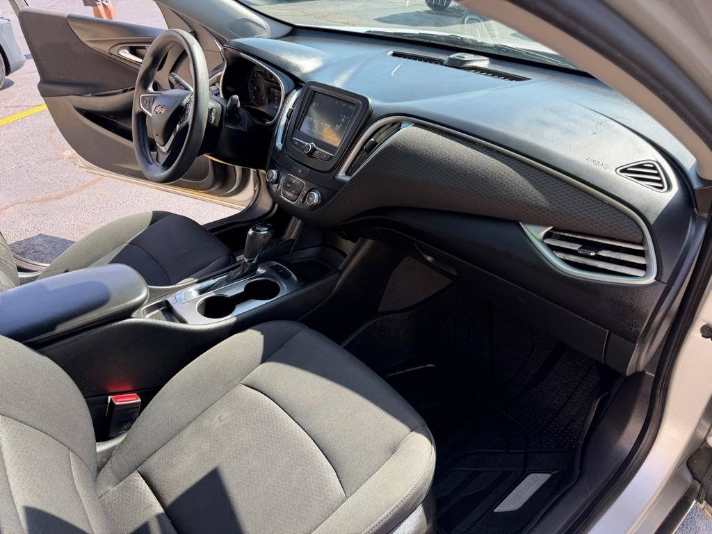 Chevrolet Malibu LS 2018