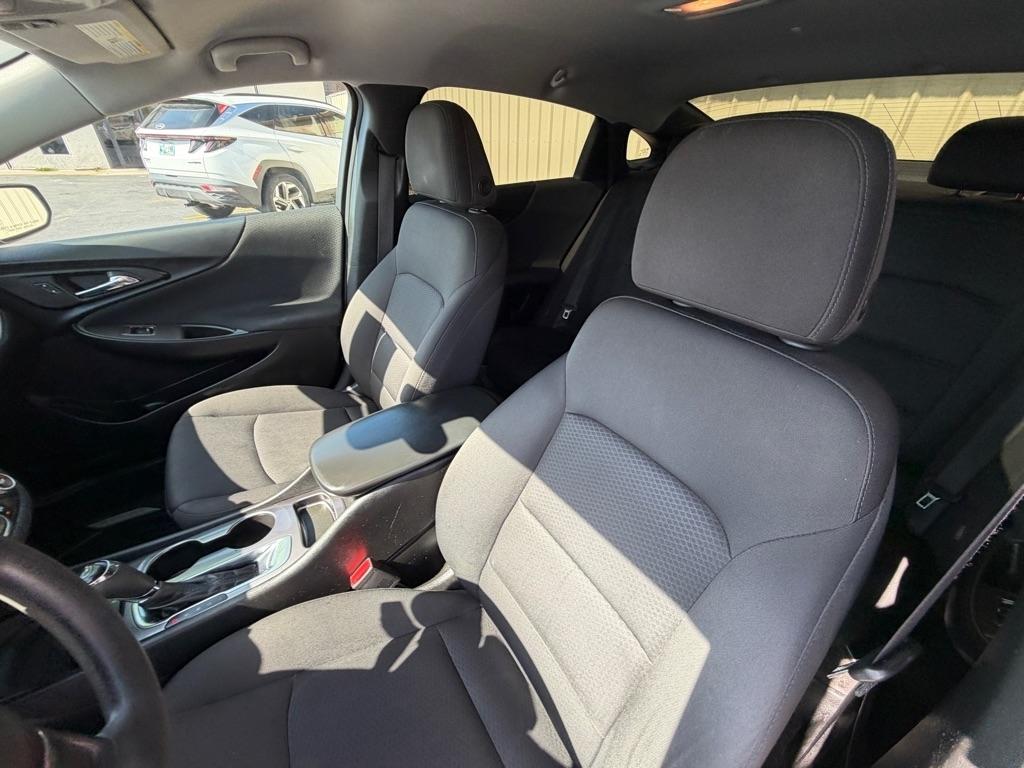 Chevrolet Malibu LS 2018
