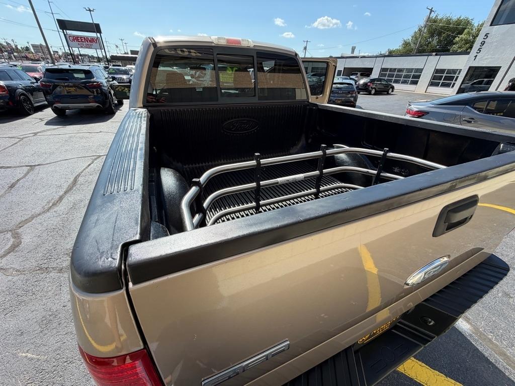 Ford F-150 XLT SuperCrew 2WD 2006