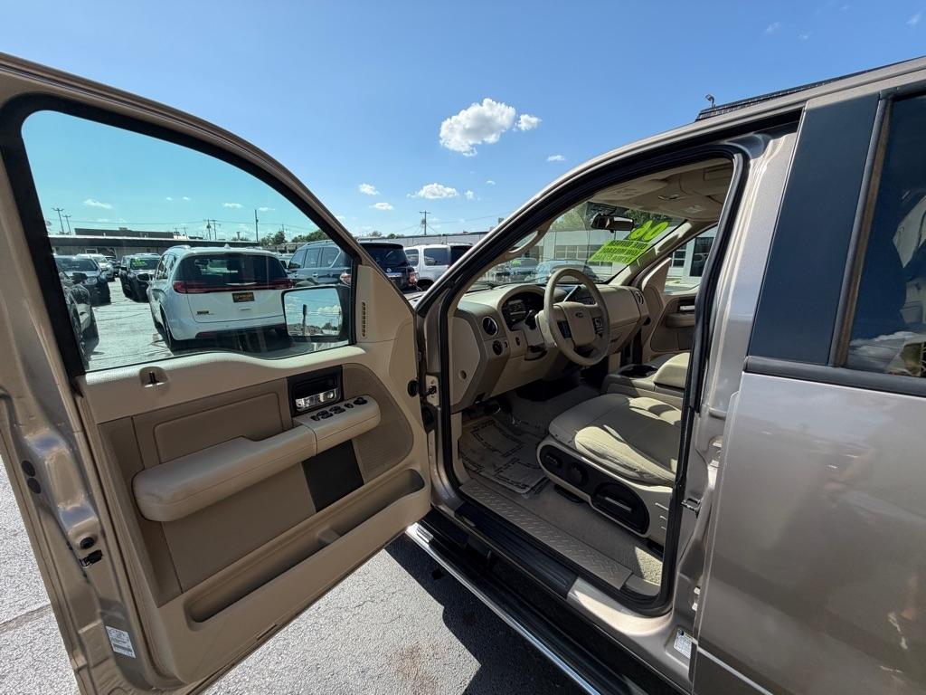 Ford F-150 XLT SuperCrew 2WD 2006