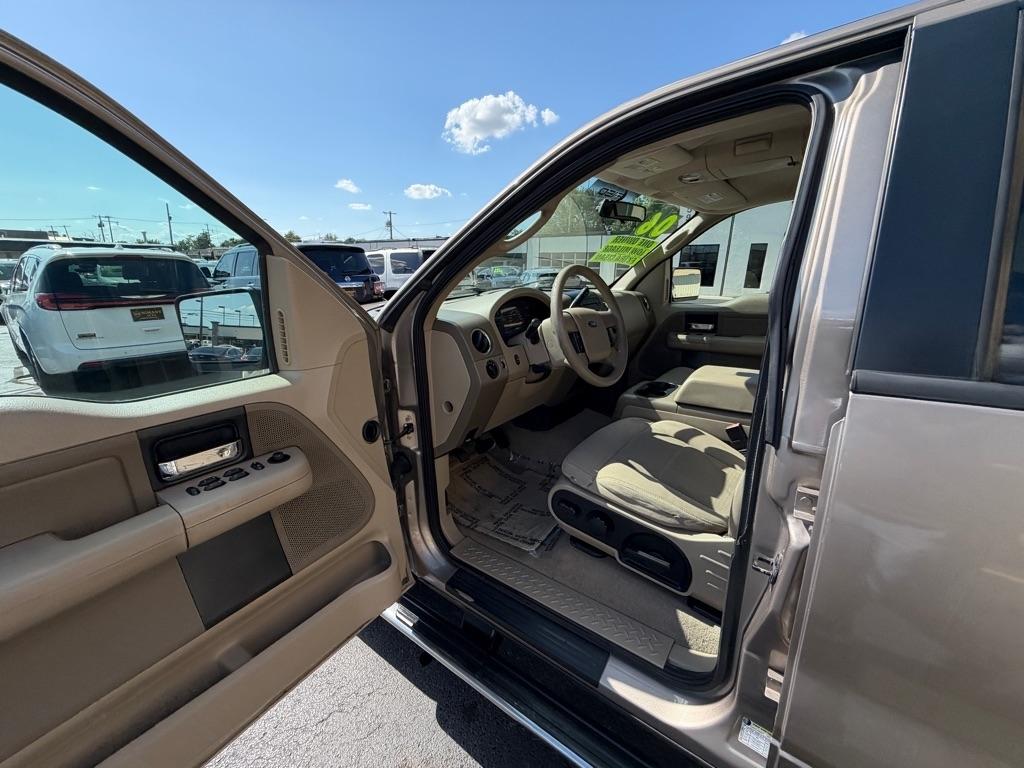 Ford F-150 XLT SuperCrew 2WD 2006