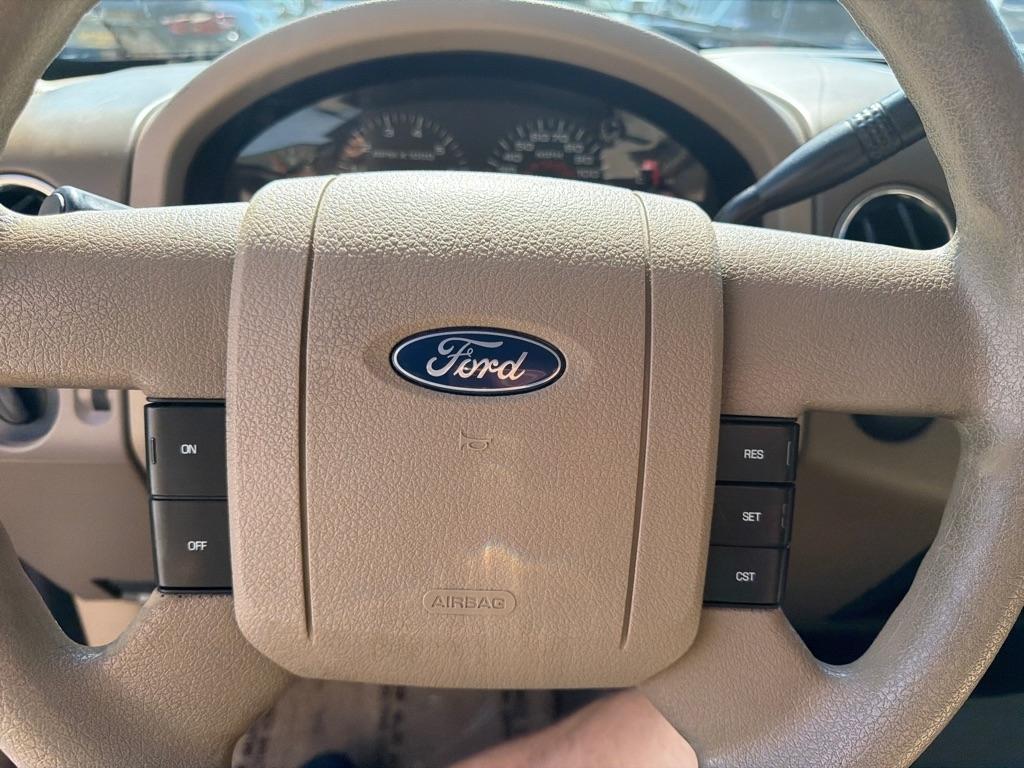Ford F-150 XLT SuperCrew 2WD 2006