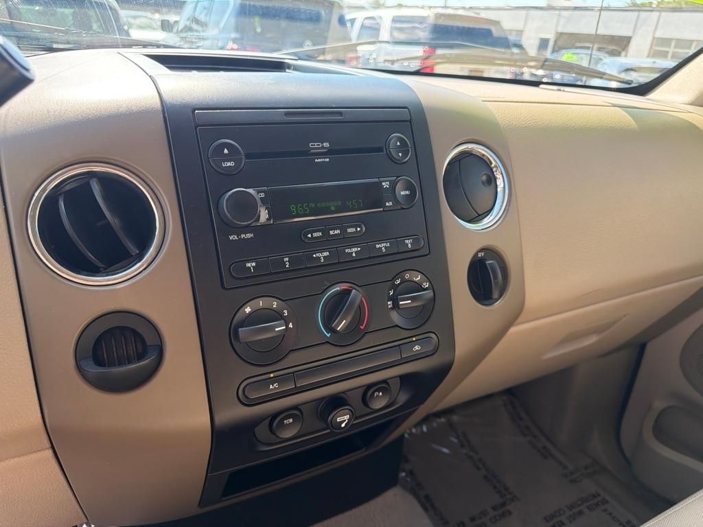 Ford F-150 XLT SuperCrew 2WD 2006