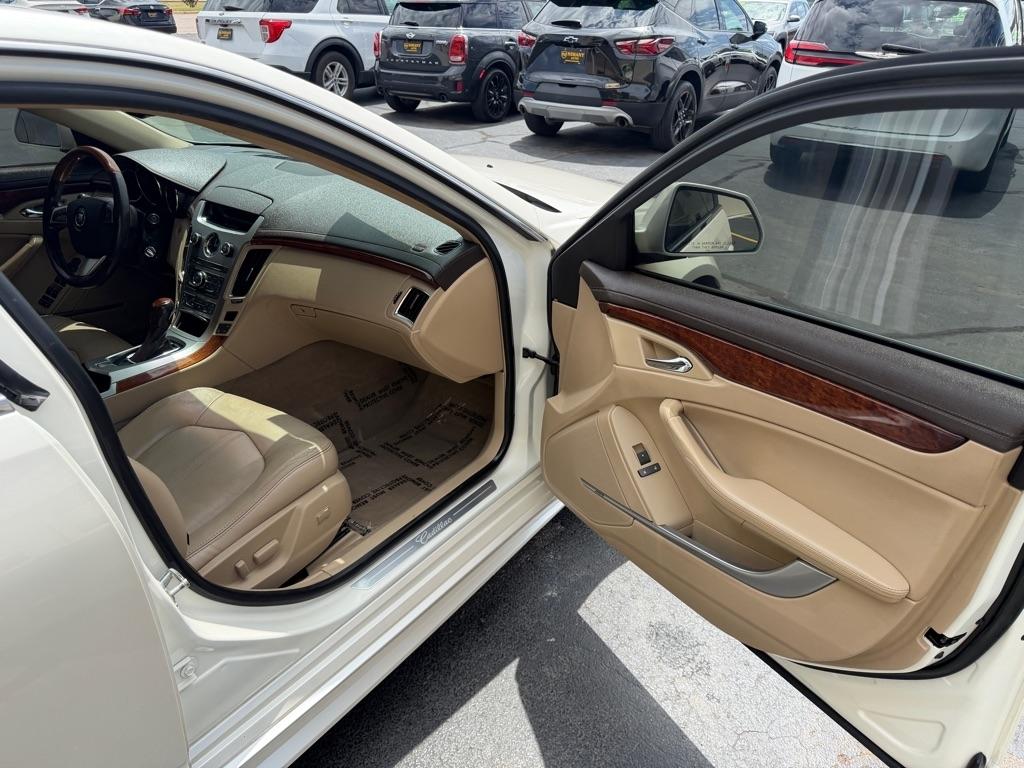 Cadillac CTS 3.6L Premium AWD w/Navi 2010