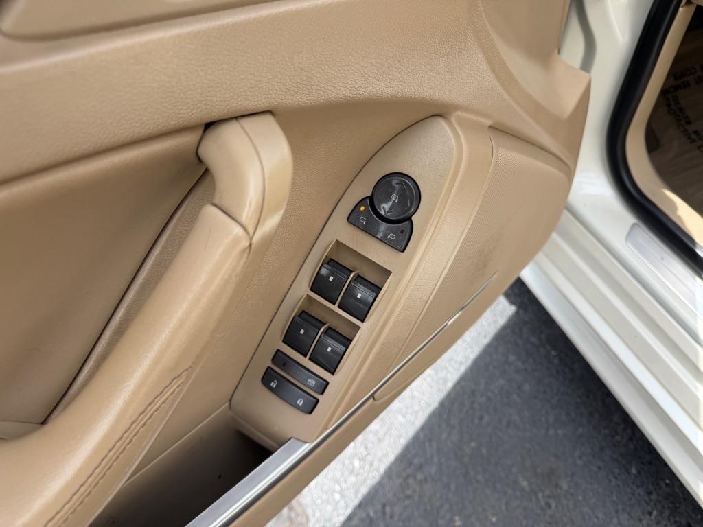 Cadillac CTS 3.6L Premium AWD w/Navi 2010