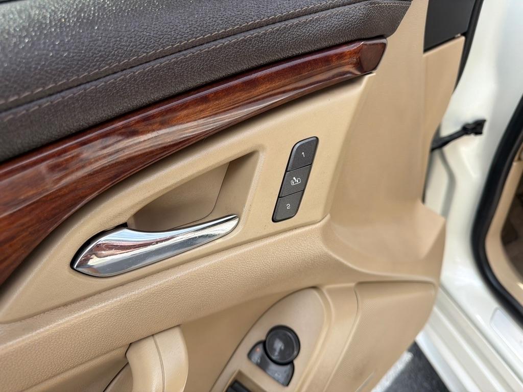 Cadillac CTS 3.6L Premium AWD w/Navi 2010