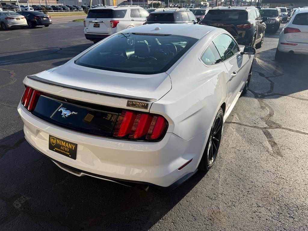 Ford Mustang EcoBoost Coupe 2015