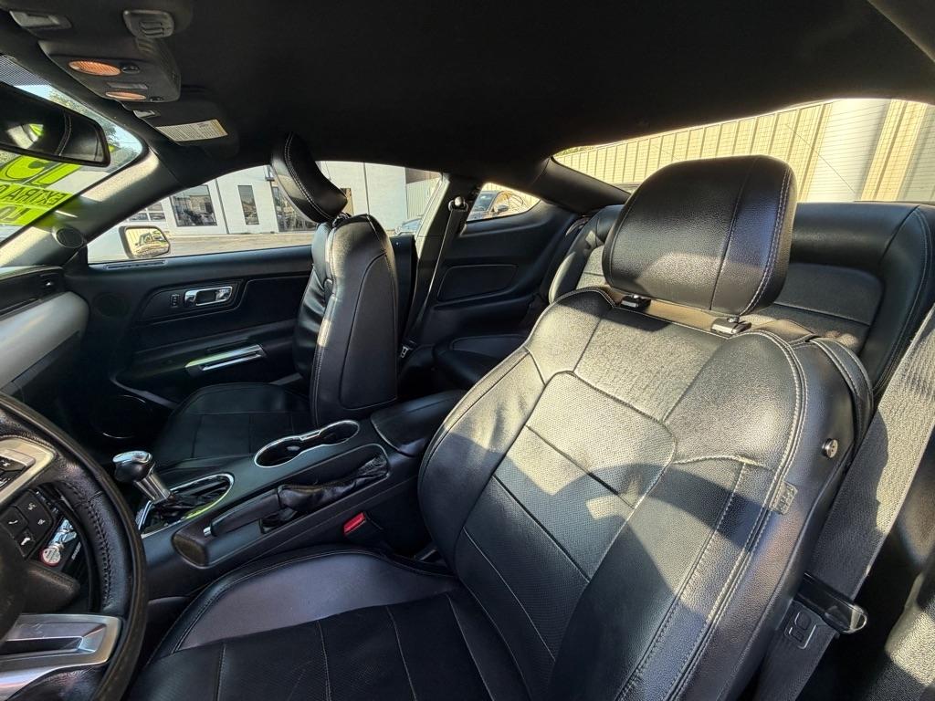 Ford Mustang EcoBoost Coupe 2015