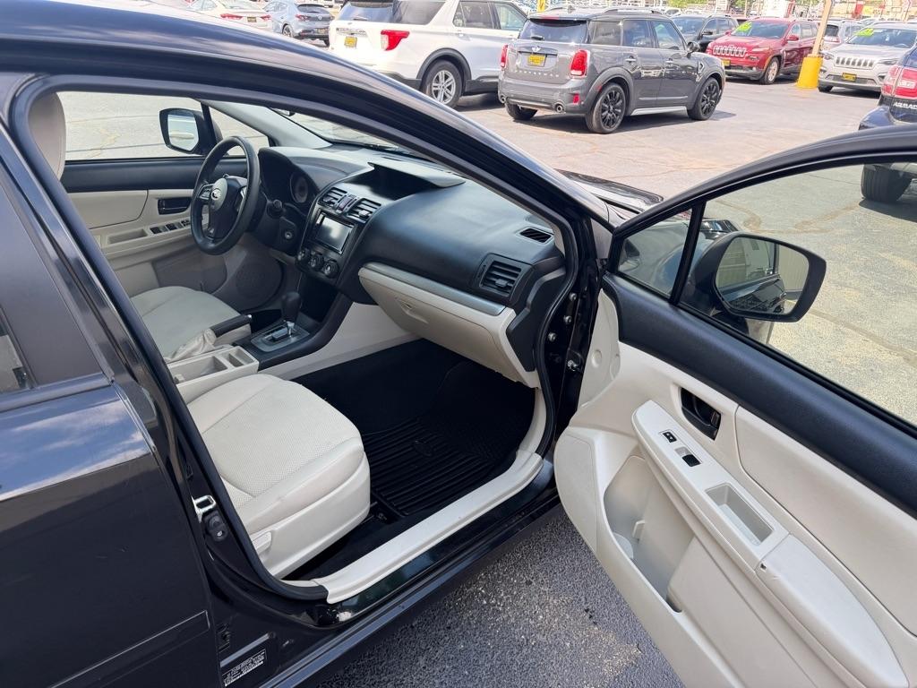 Subaru Impreza Base 5-Door 2013