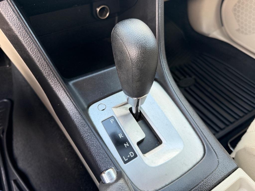 Subaru Impreza Base 5-Door 2013