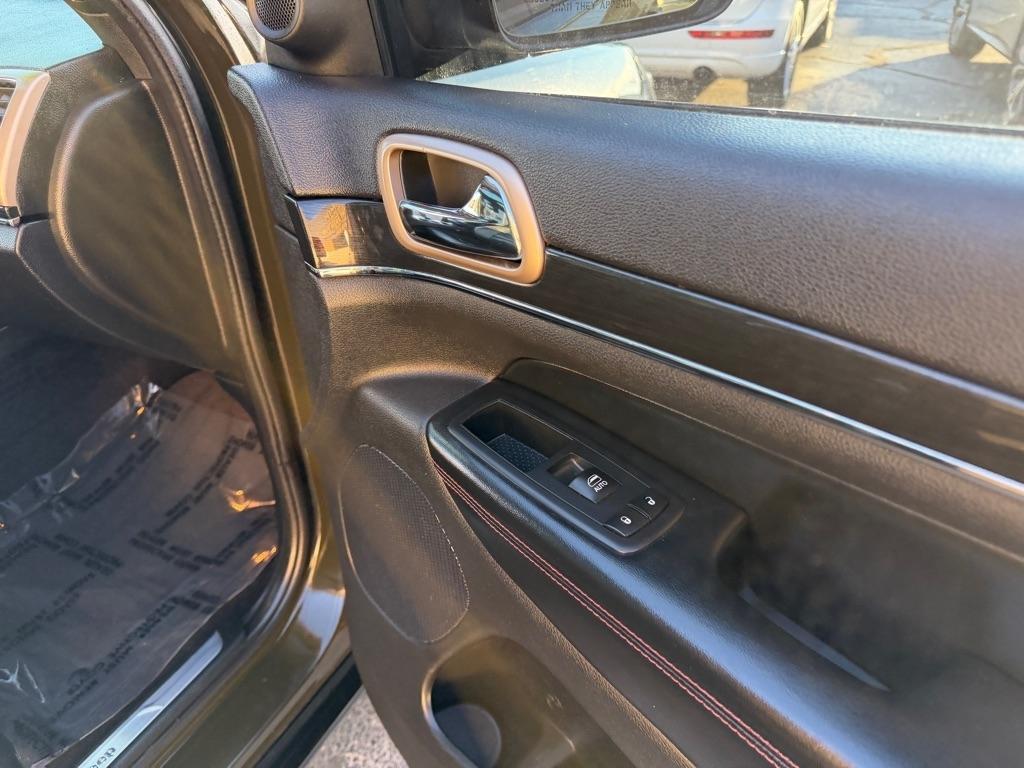Jeep Grand Cherokee Limited 2WD 2016