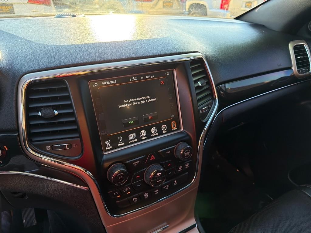 Jeep Grand Cherokee Limited 2WD 2016