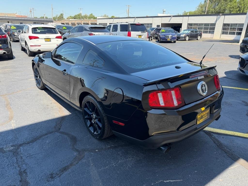 Ford Mustang V6 Coupe 2012