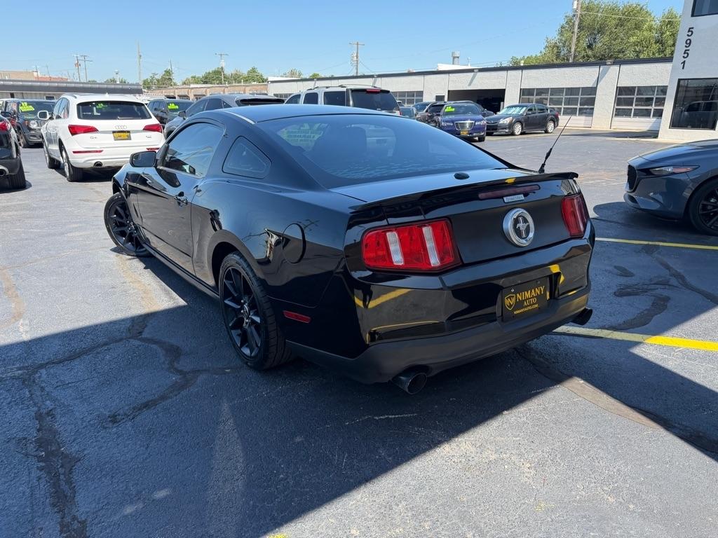 Ford Mustang V6 Coupe 2012