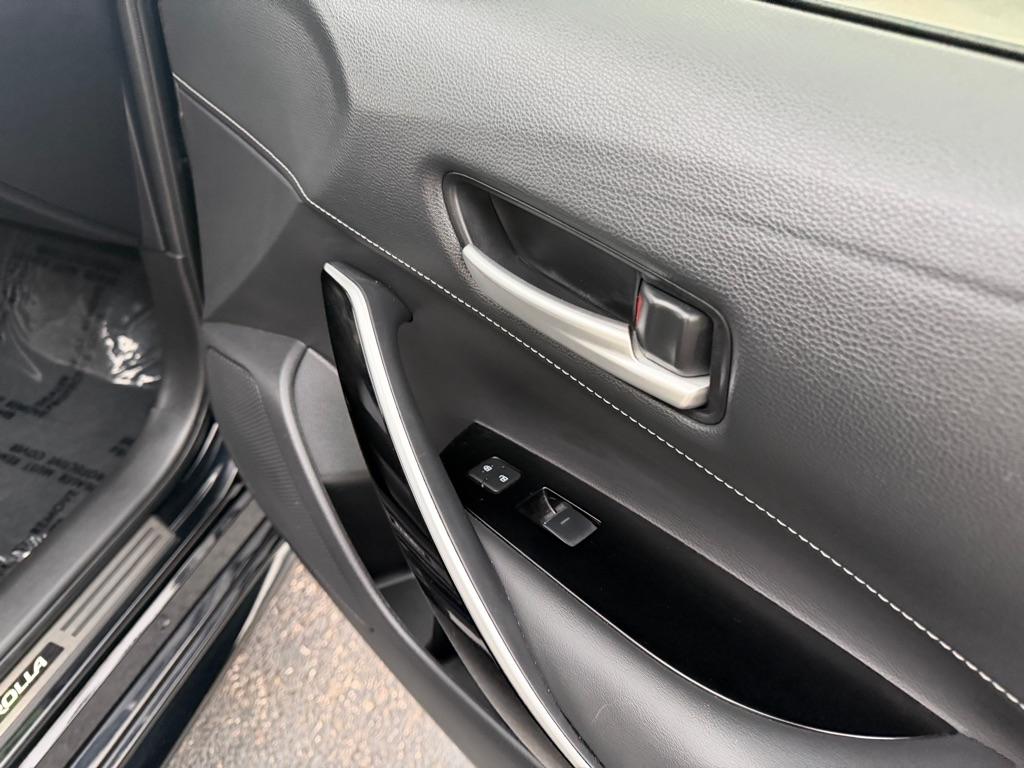 Toyota Corolla XSE Hatchback CVT 2022