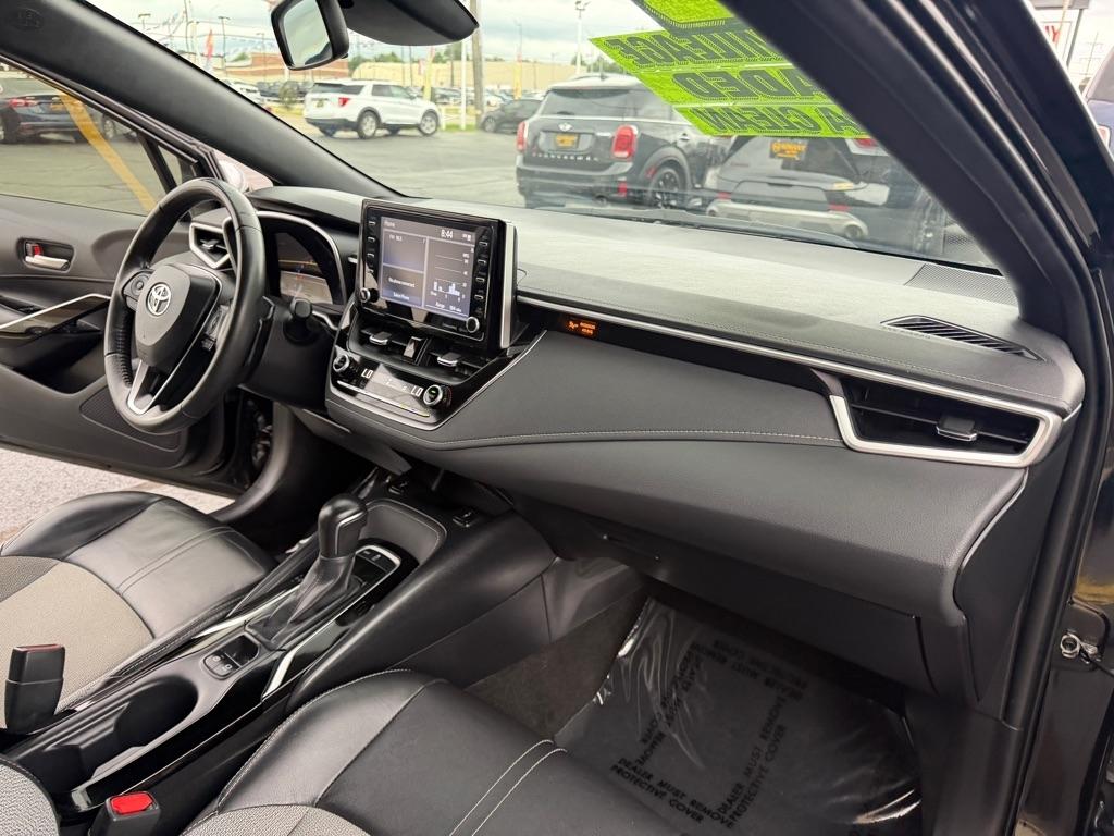 Toyota Corolla XSE Hatchback CVT 2022
