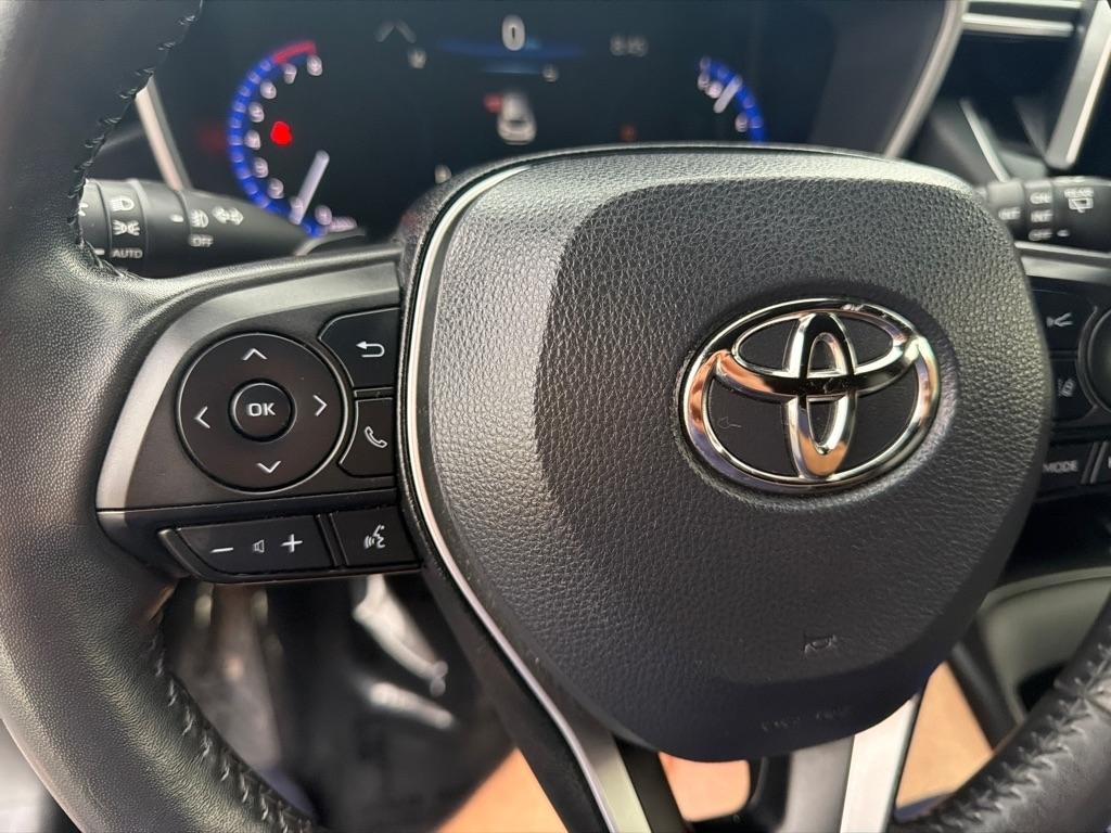 Toyota Corolla XSE Hatchback CVT 2022