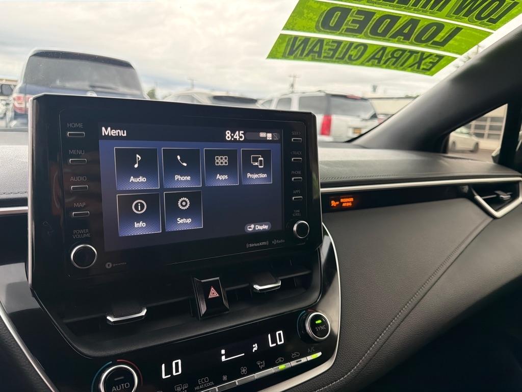 Toyota Corolla XSE Hatchback CVT 2022