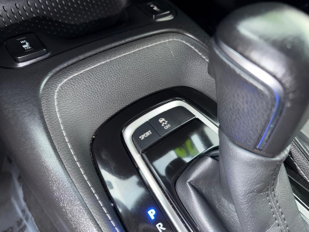 Toyota Corolla XSE Hatchback CVT 2022