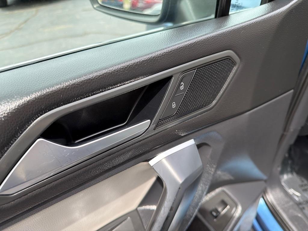 Volkswagen Tiguan SE 2019