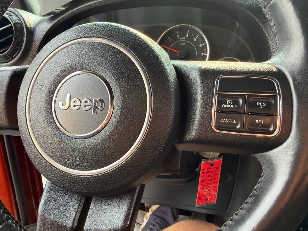 Jeep Wrangler Unlimited Sahara 4WD 2014