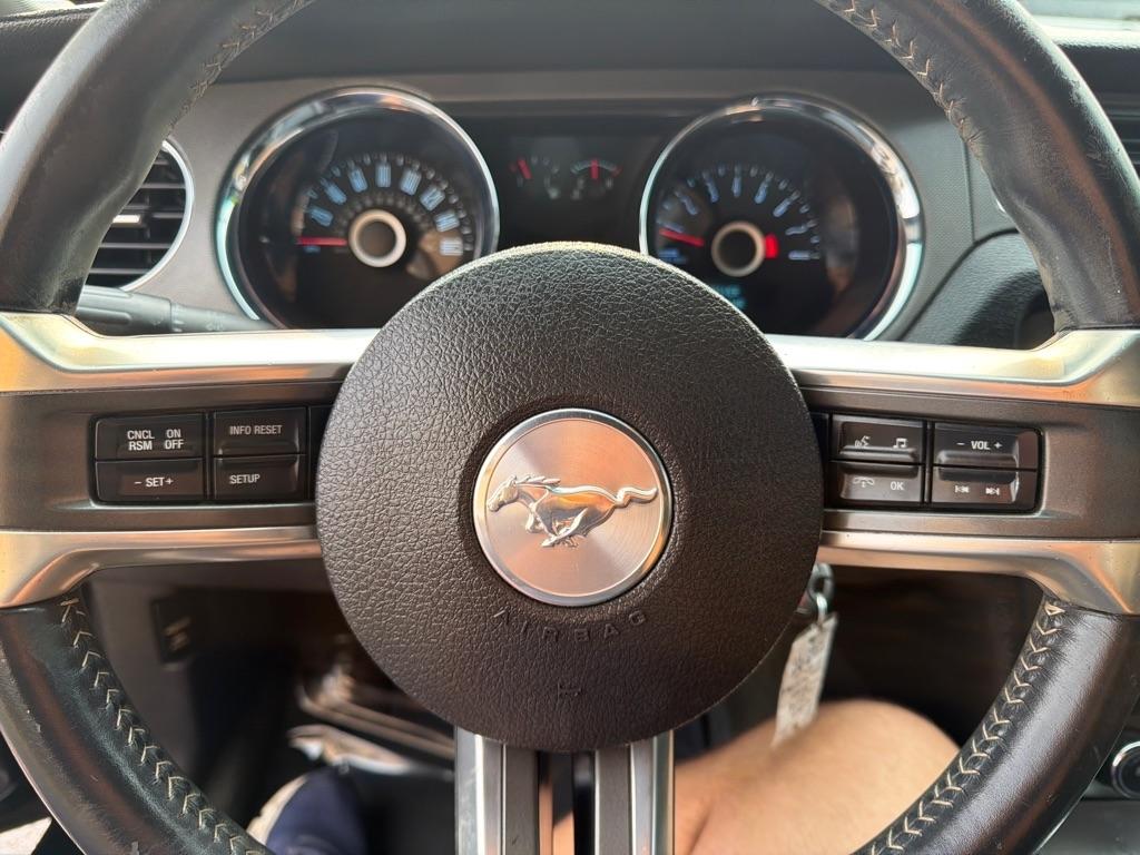 Ford Mustang V6 Coupe 2014