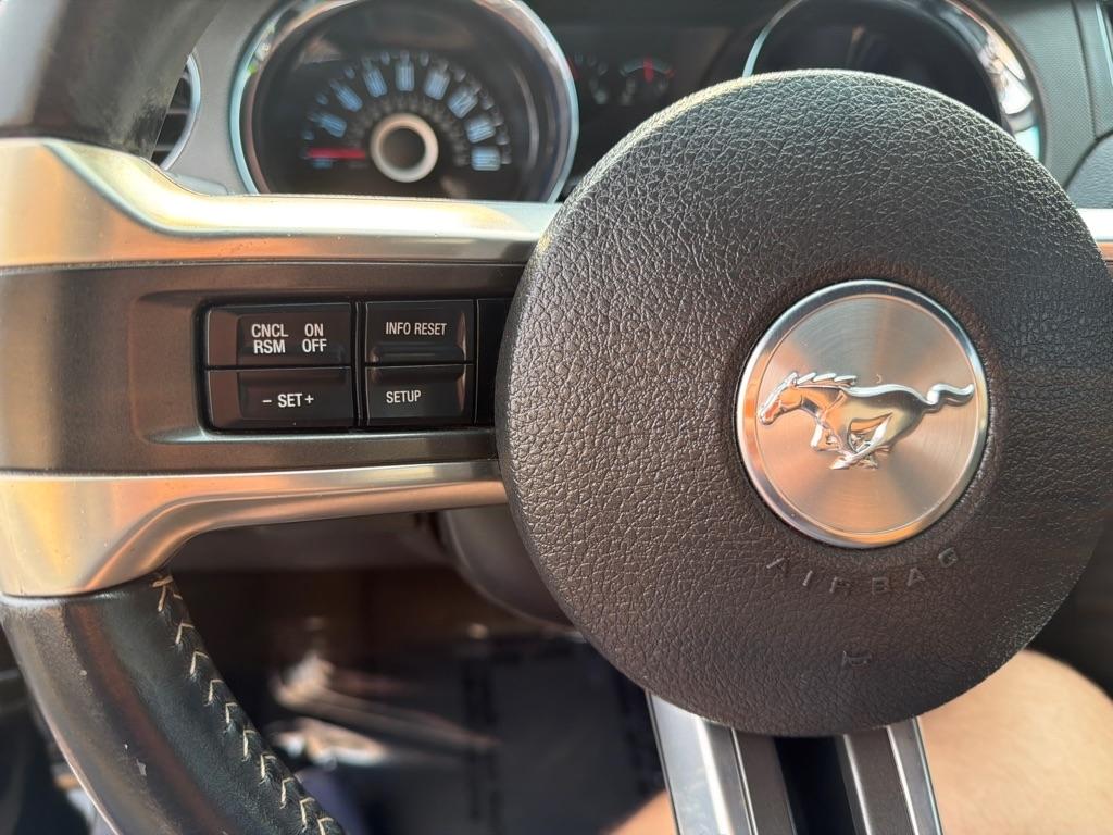 Ford Mustang V6 Coupe 2014