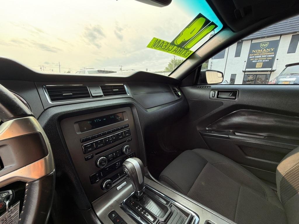Ford Mustang V6 Coupe 2014