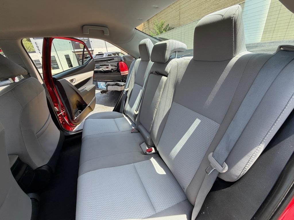Toyota Corolla LE CVT 2016