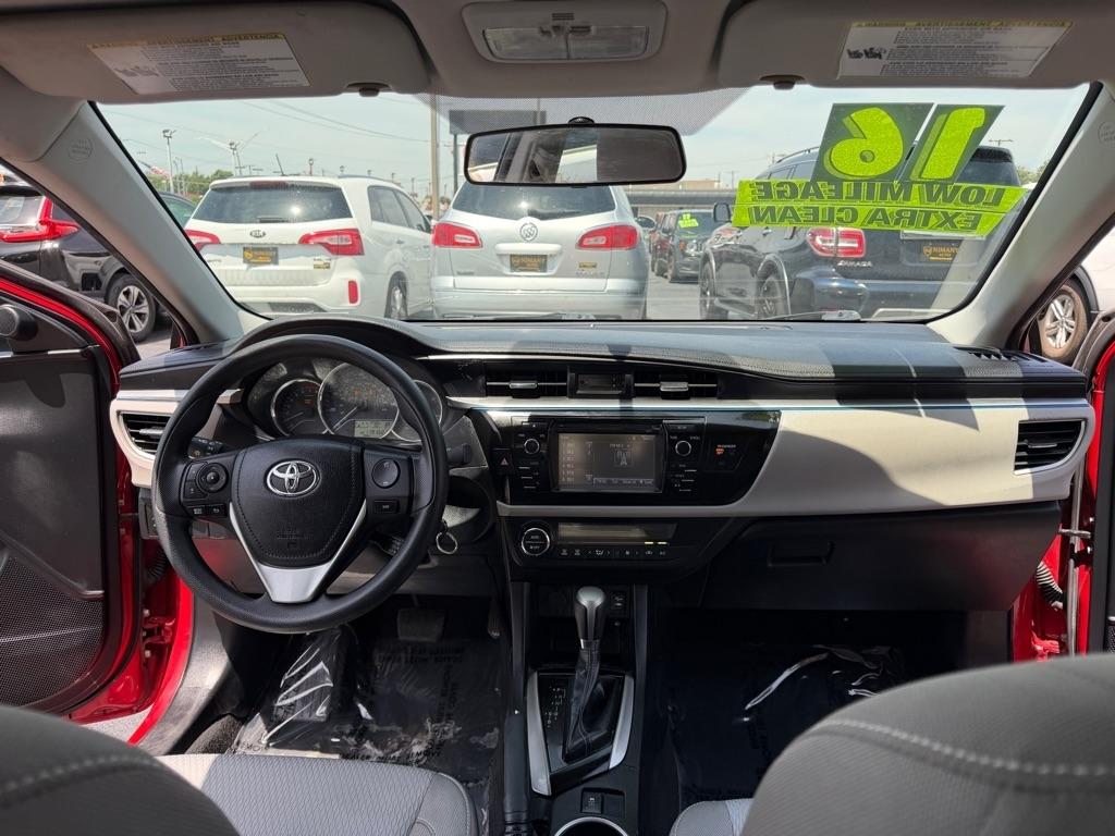 Toyota Corolla LE CVT 2016