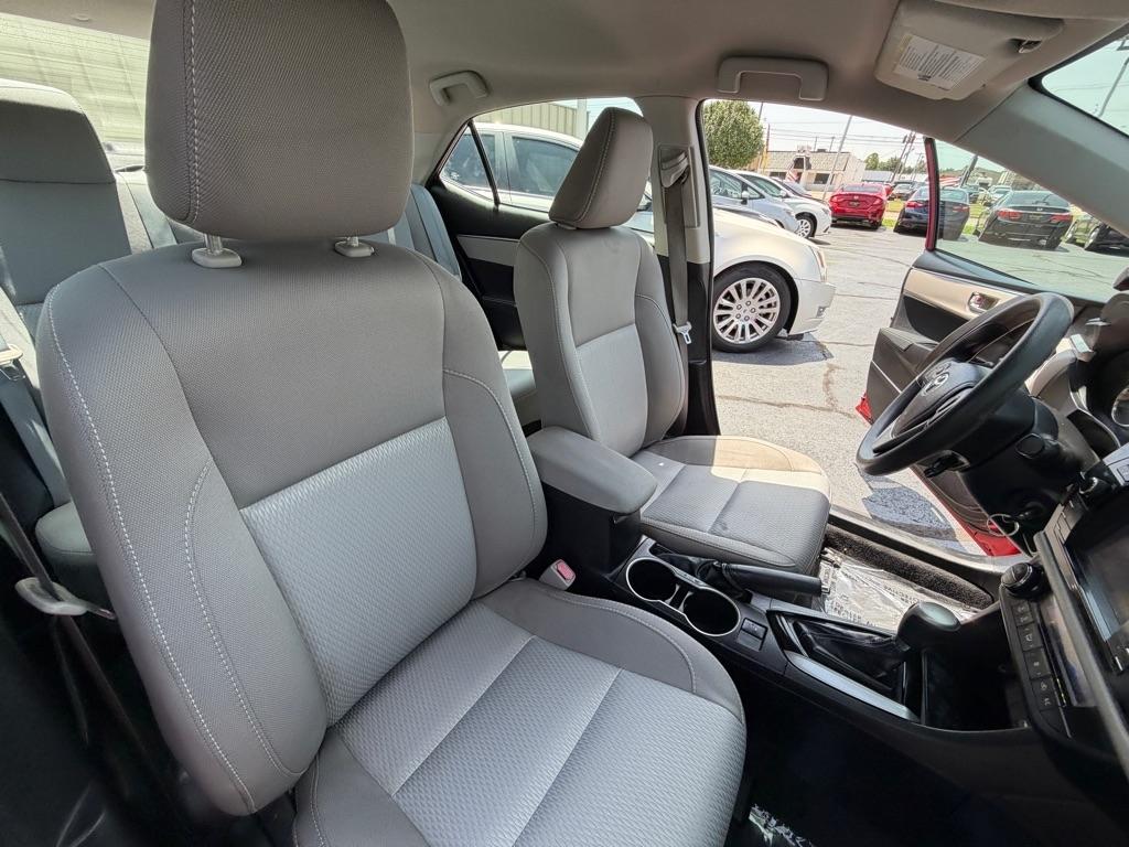 Toyota Corolla LE CVT 2016