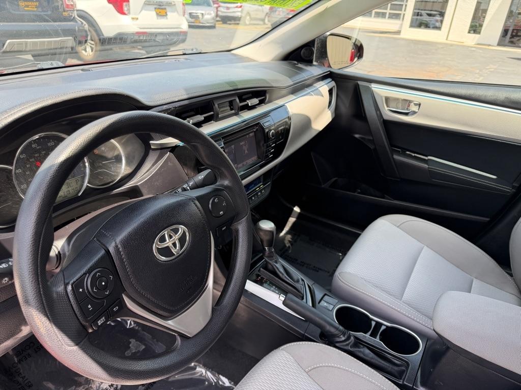 Toyota Corolla LE CVT 2016
